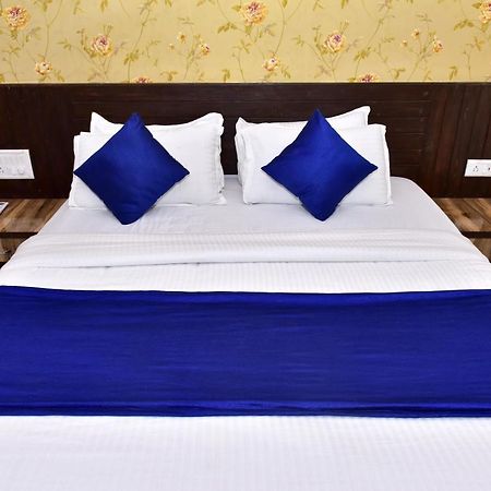 Hotel Peradiot Ahmedabad Exterior photo