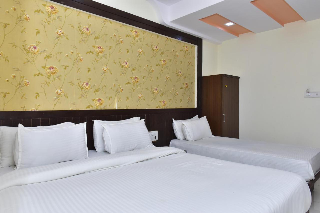 Hotel Peradiot Ahmedabad Exterior photo