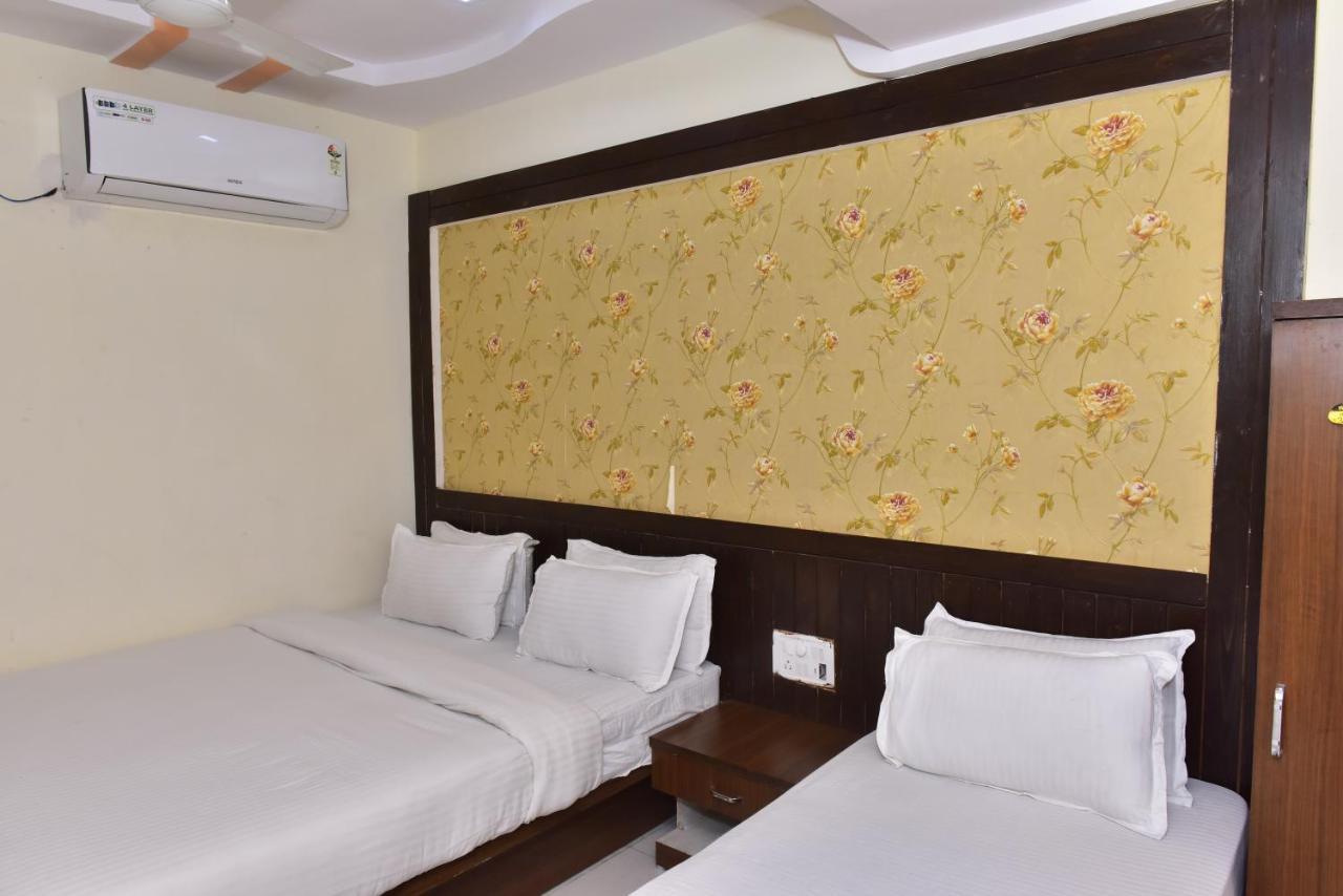 Hotel Peradiot Ahmedabad Exterior photo