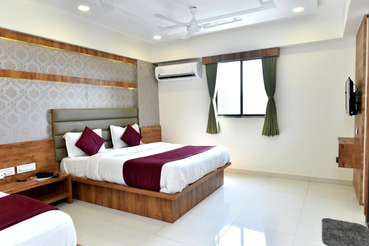 Hotel Peradiot Ahmedabad Exterior photo