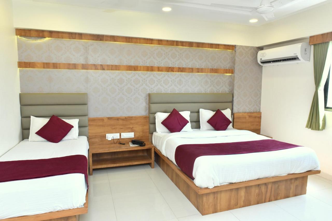 Hotel Peradiot Ahmedabad Exterior photo